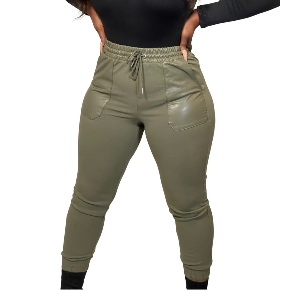 RHEA OLIVE GREEN JOGGERS
